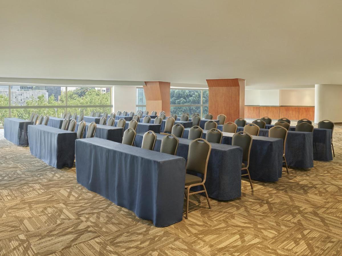 Fiesta Americana Reforma Kota Meksiko Bagian luar foto Meeting room