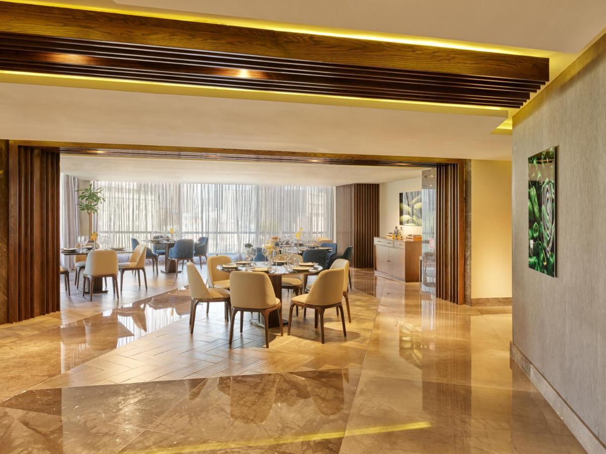 Fiesta Americana Reforma Kota Meksiko Bagian luar foto The Club Lounge at the hotel