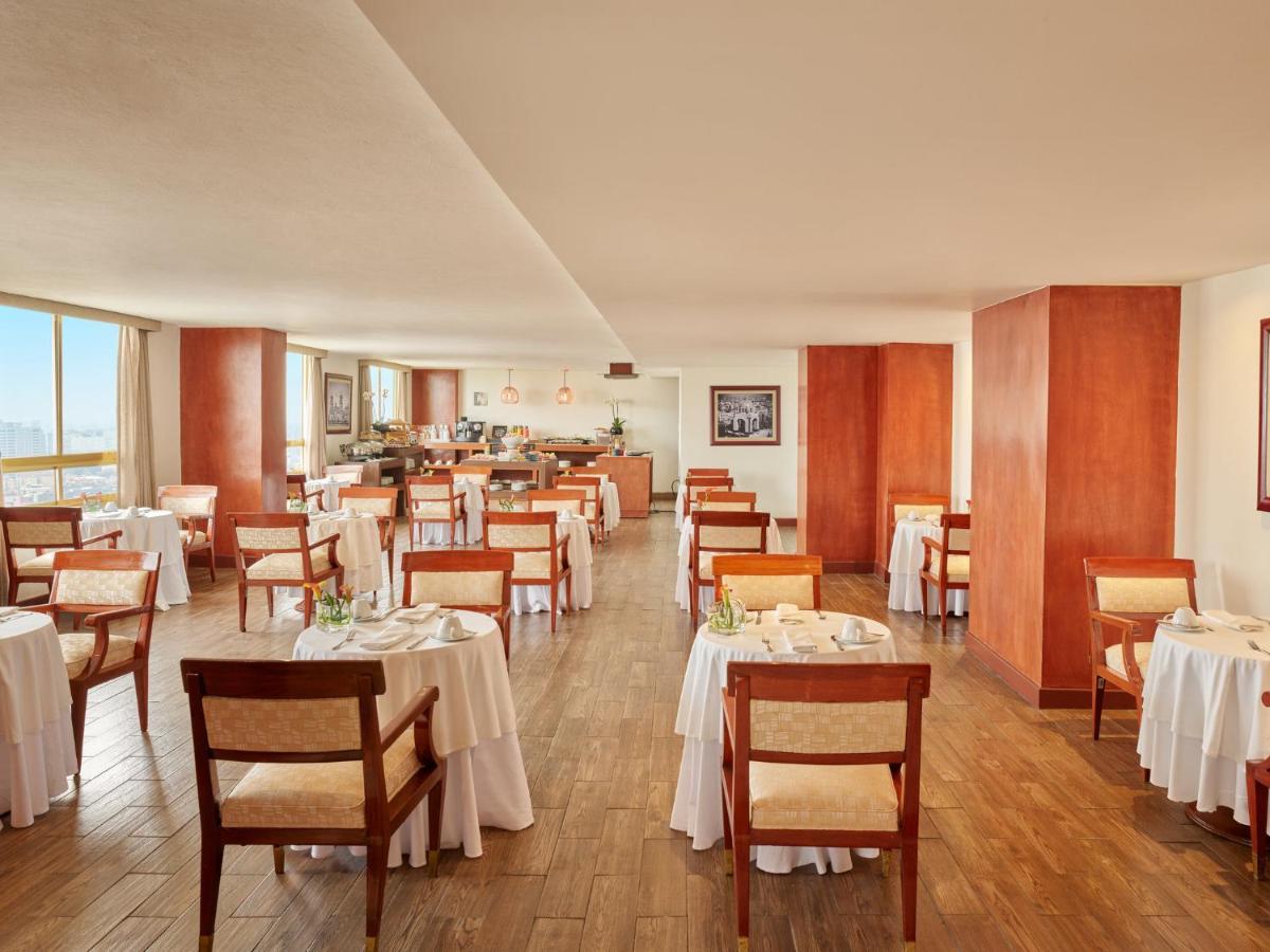Fiesta Americana Reforma Kota Meksiko Bagian luar foto The Club Lounge at the Sheraton Vistula