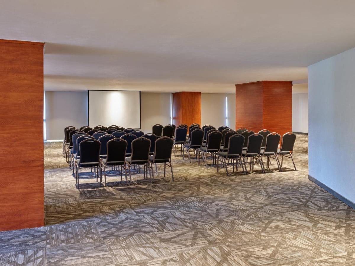 Fiesta Americana Reforma Kota Meksiko Bagian luar foto Meeting room